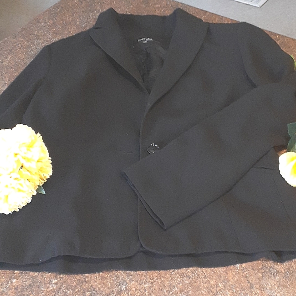 Joneswear Black Buttoned Blazer,Size 4